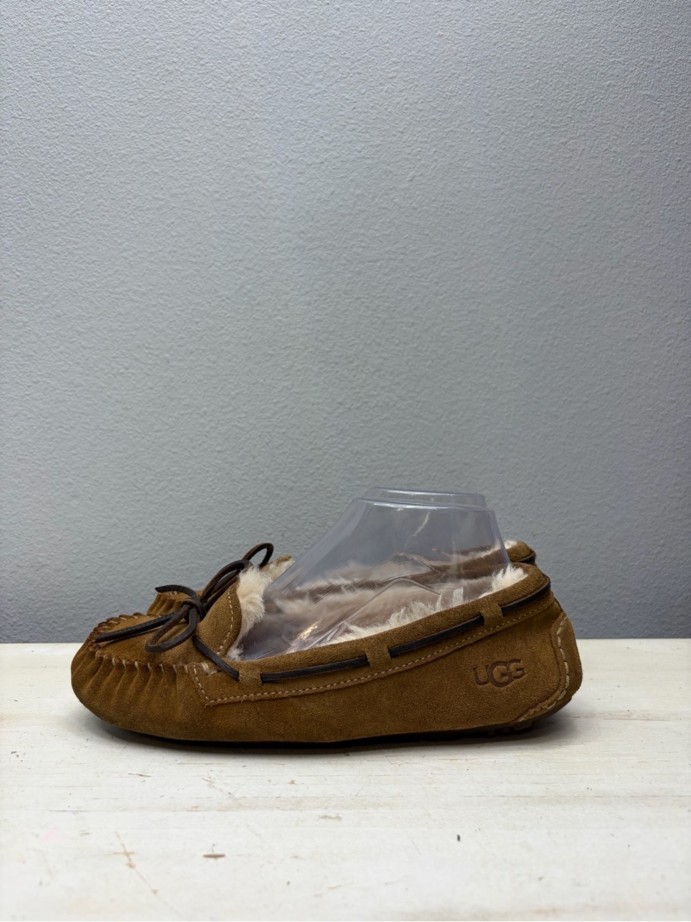 Ugg Brown Suede Dakota Slippers Size 7
